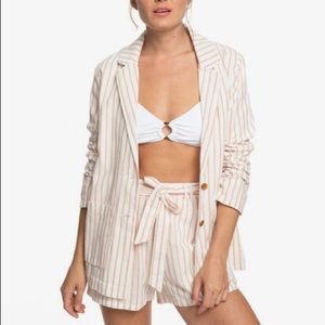 Roxy linen blazer